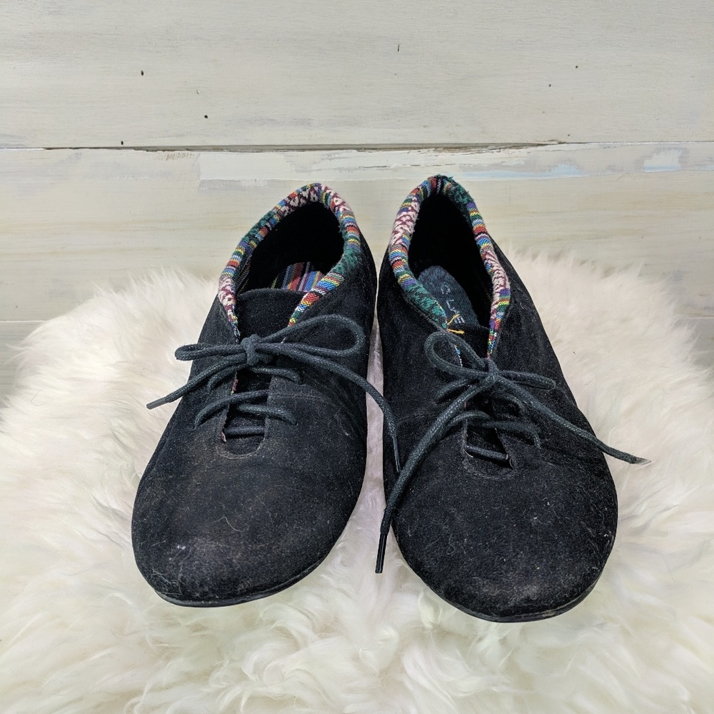 C Level Black Lace UP Loafer's - Super Cute!